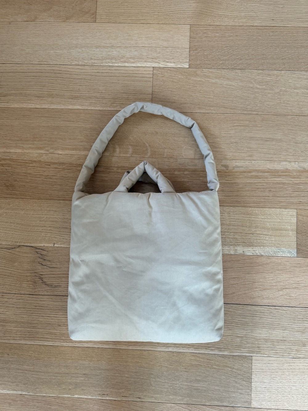Kassl Pillow Bag
